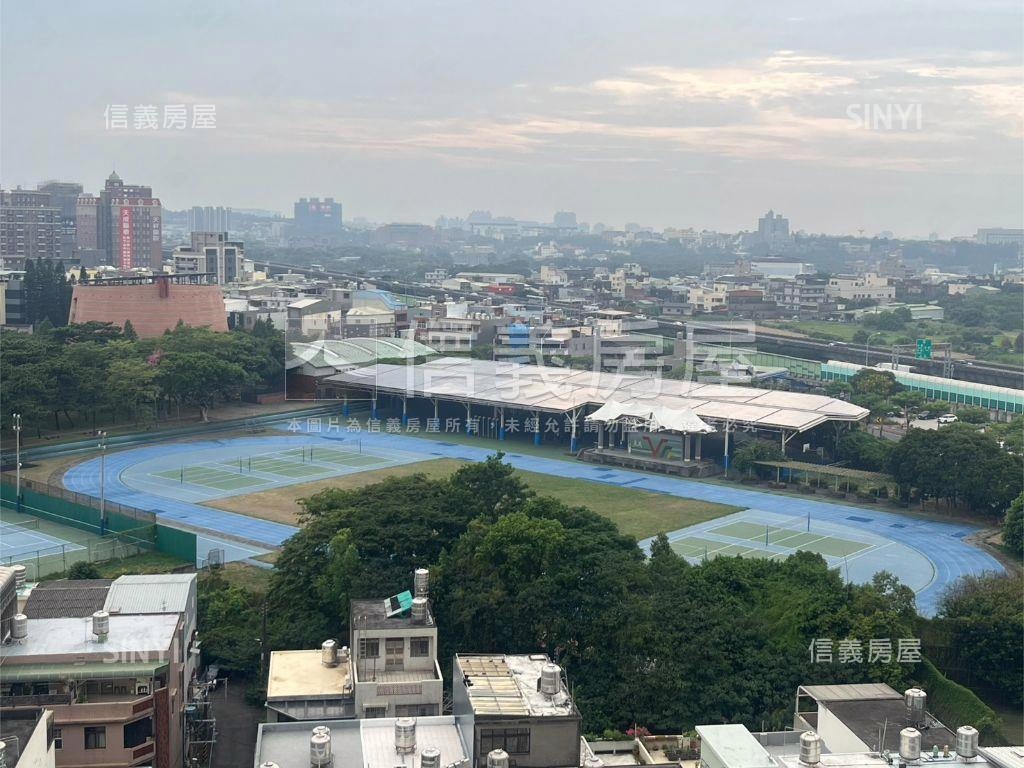 法國賞次頂樓景觀三房車位房屋室內格局與周邊環境