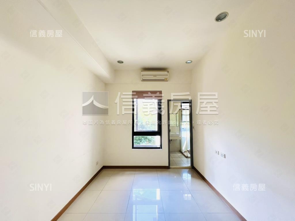 史丹佛面樹海三房車位房屋室內格局與周邊環境