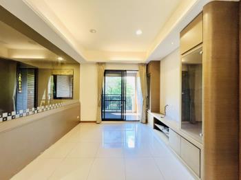 史丹佛面樹海三房車位