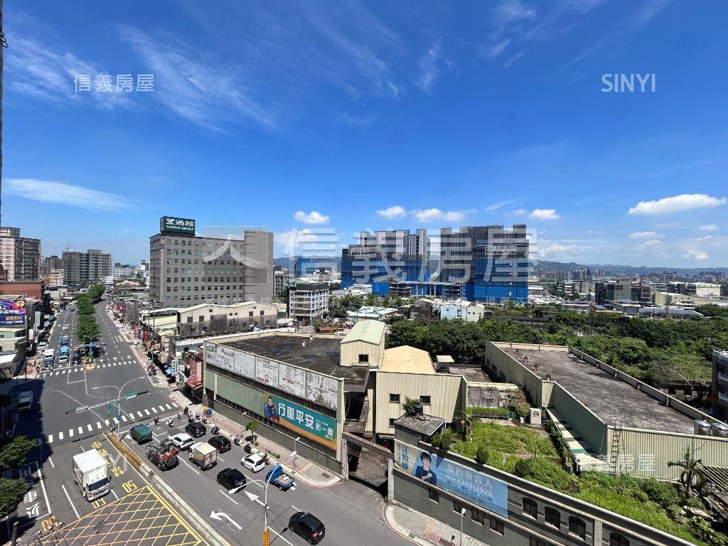 專約稀有中央大道四房車位房屋室內格局與周邊環境