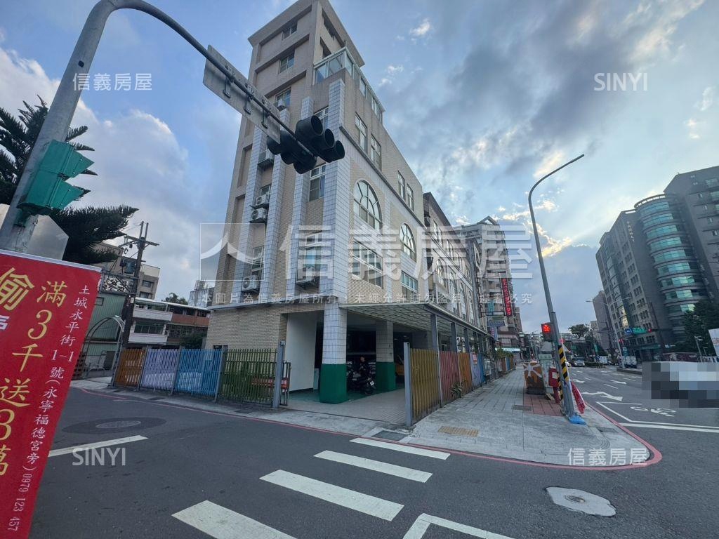 專約稀有近捷運站四房車位房屋室內格局與周邊環境