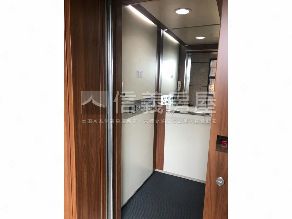 中原實踐路整棟收租透店房屋室內格局與周邊環境