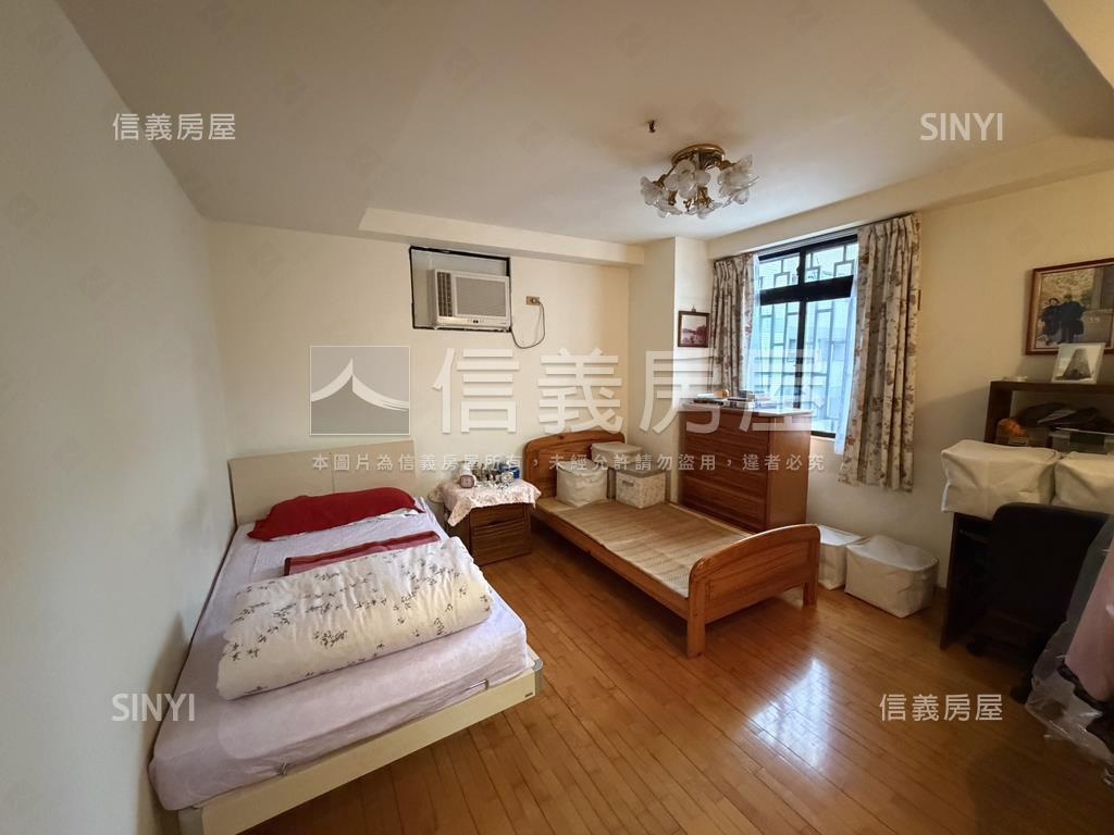 西區大戶朝南高樓三房平車房屋室內格局與周邊環境