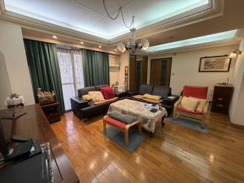 西區朝南面公園三房平車