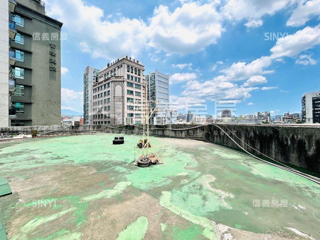 專任錦州街邊間電梯頂加房屋室內格局與周邊環境