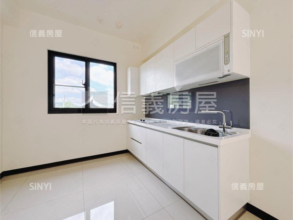 新社怡朗朗全新未住透天房屋室內格局與周邊環境