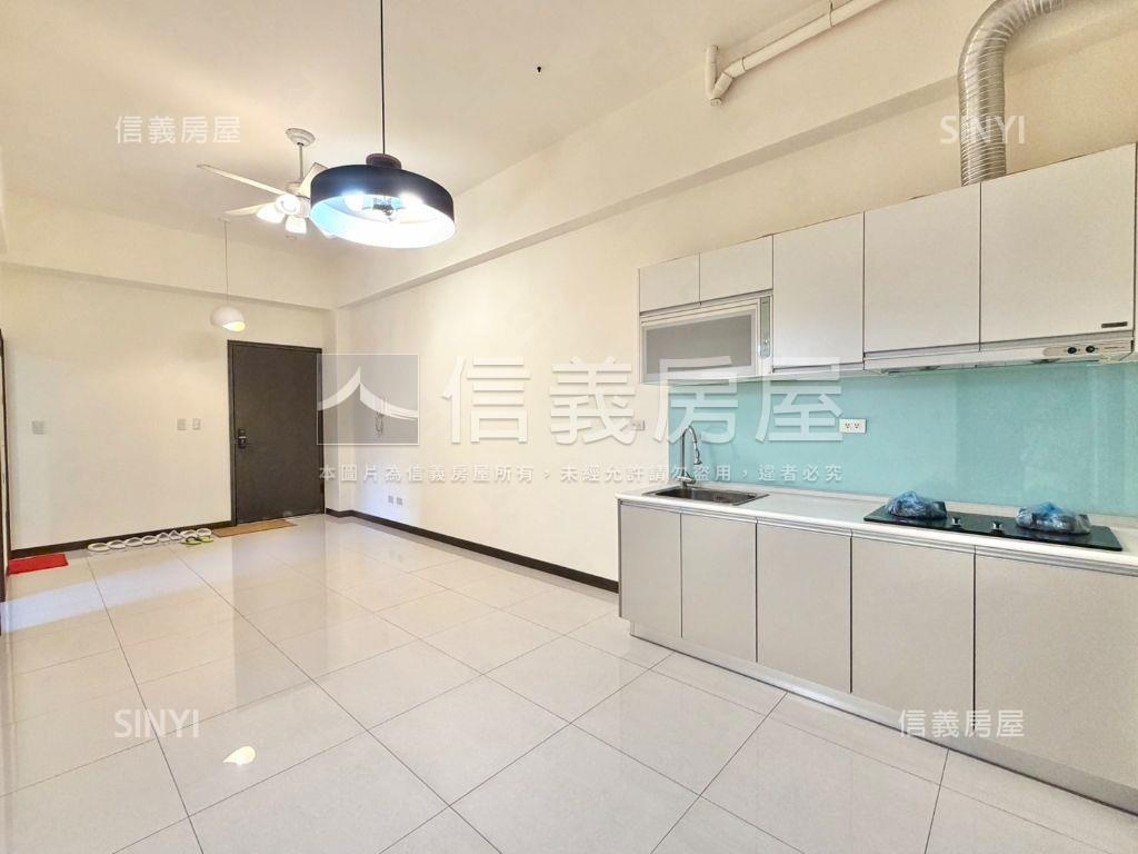 潤隆一樓庭院戶三房平車房屋室內格局與周邊環境