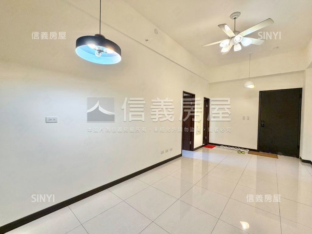 潤隆一樓庭院戶三房平車房屋室內格局與周邊環境