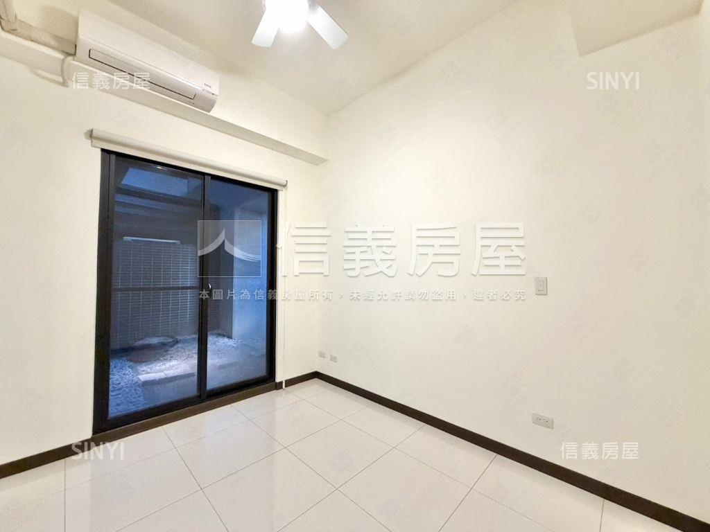 潤隆一樓庭院戶三房平車房屋室內格局與周邊環境