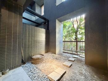 潤隆一樓庭院戶三房平車