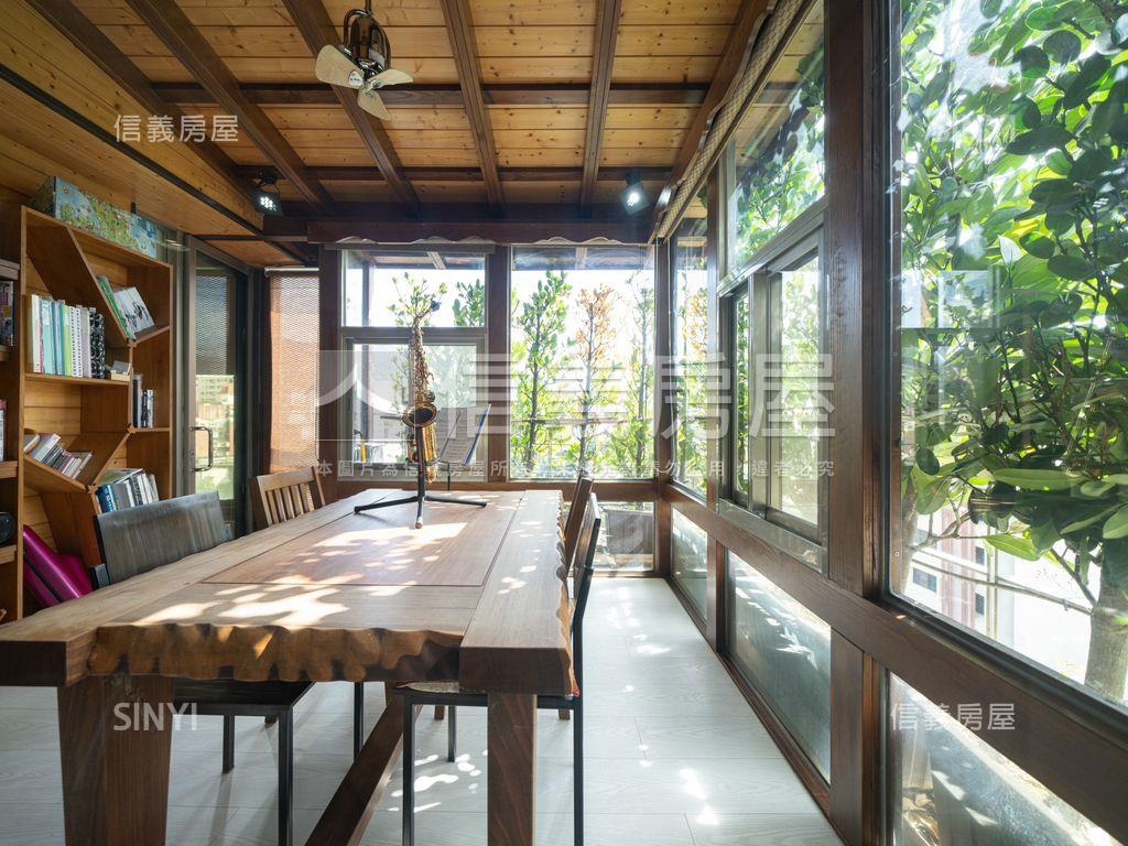 景觀＊露臺花園樓中樓房屋室內格局與周邊環境