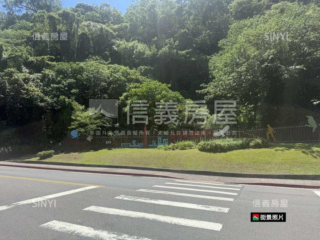 方正邊間三房華廈房屋室內格局與周邊環境