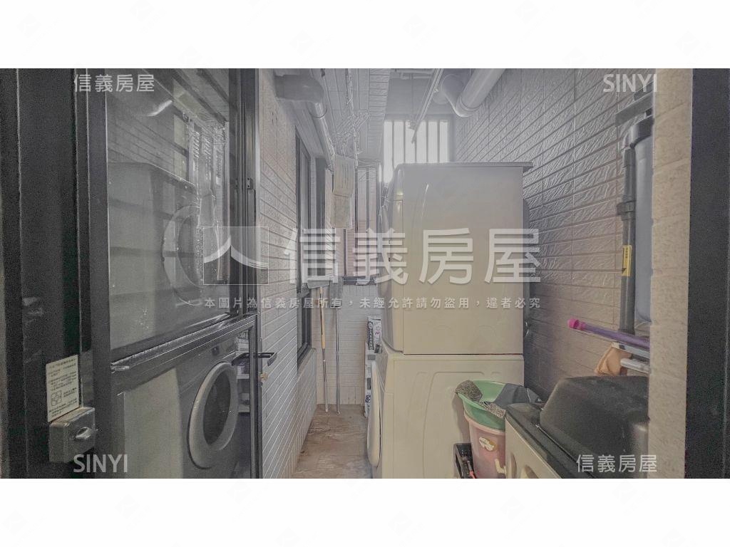 美術綠原道裝潢三房車位房屋室內格局與周邊環境