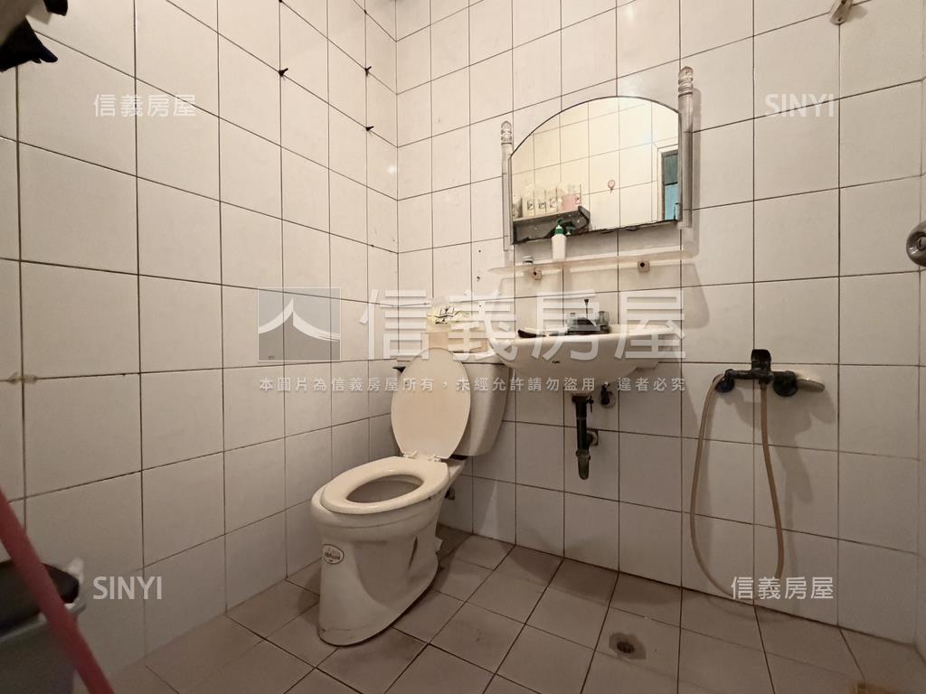 仁德採光佳店住透天房屋室內格局與周邊環境