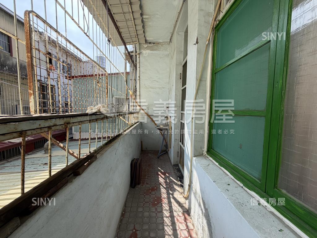 仁德採光佳店住透天房屋室內格局與周邊環境