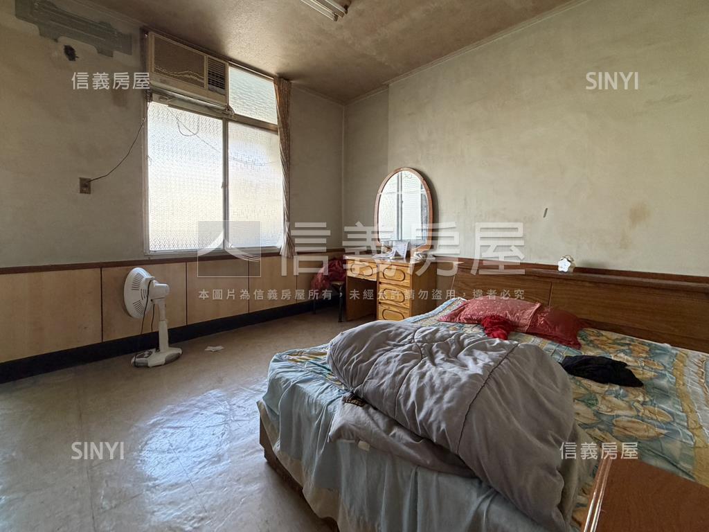 仁德採光佳店住透天房屋室內格局與周邊環境