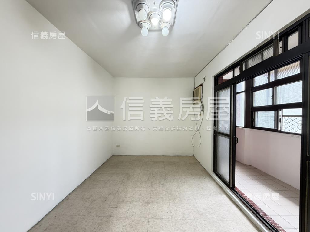 近捷運靜巷低總價三房房屋室內格局與周邊環境