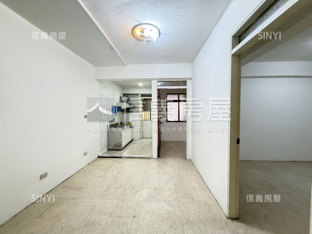 近捷運靜巷低總價三房房屋室內格局與周邊環境