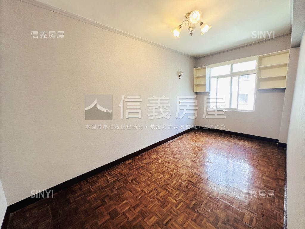 近國泰雙璽邊間明亮四房房屋室內格局與周邊環境