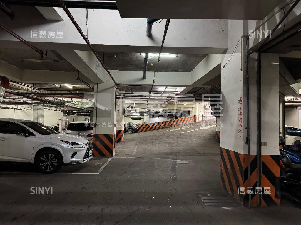 潭子榮興街３房車位房屋室內格局與周邊環境