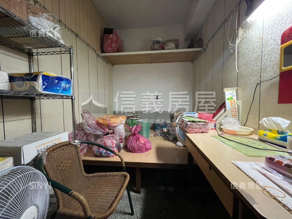 板橋面寬金店面房屋室內格局與周邊環境