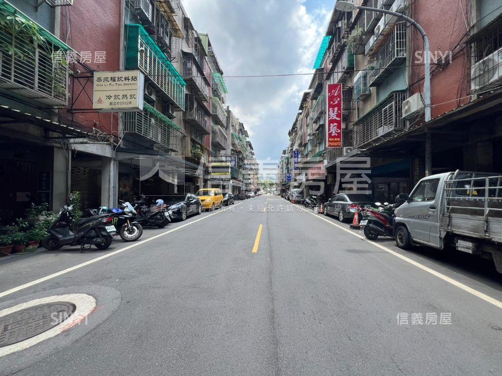 板橋面寬金店面房屋室內格局與周邊環境