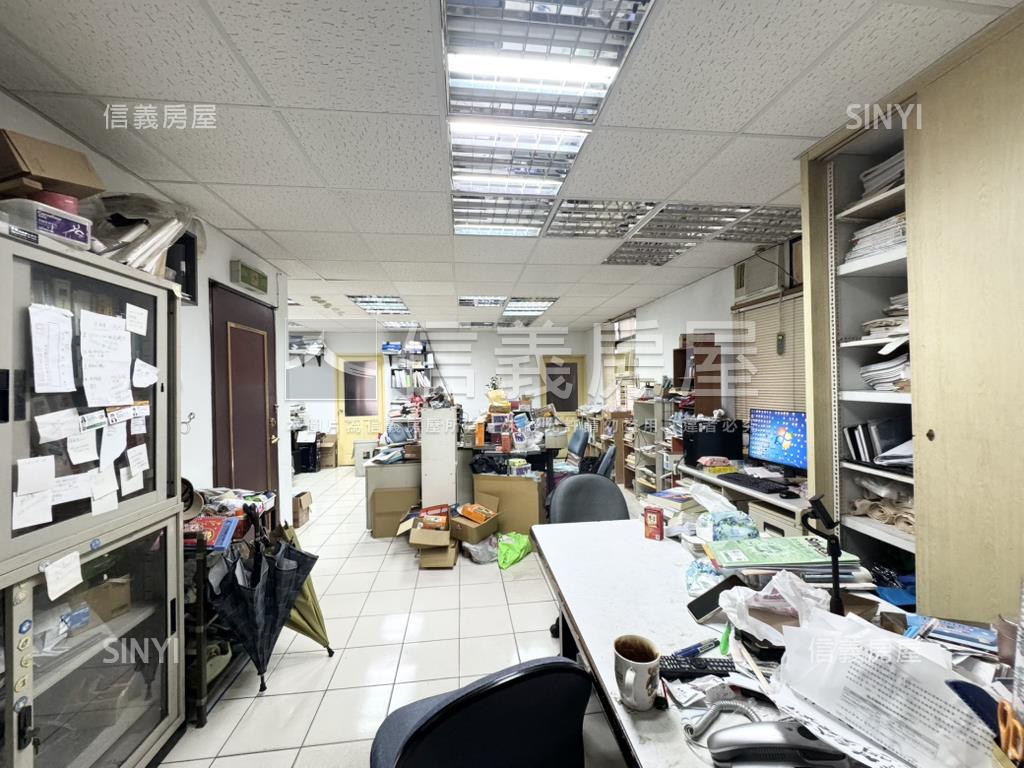 住辦商黃金三樓房屋室內格局與周邊環境