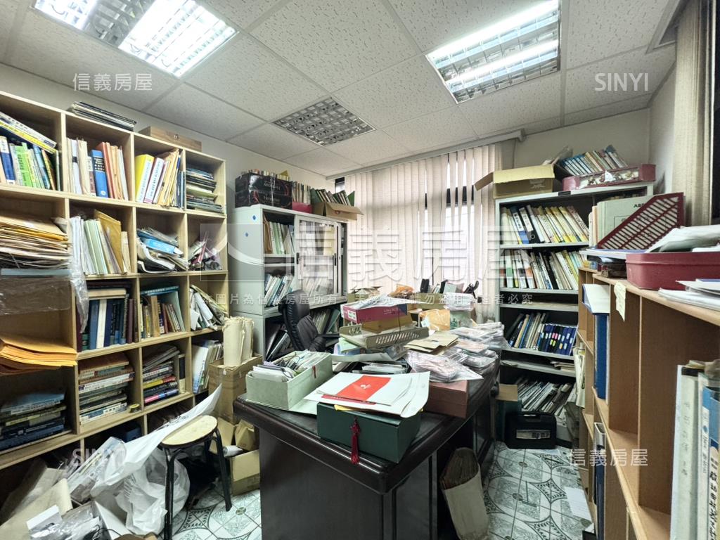 住辦商黃金三樓房屋室內格局與周邊環境