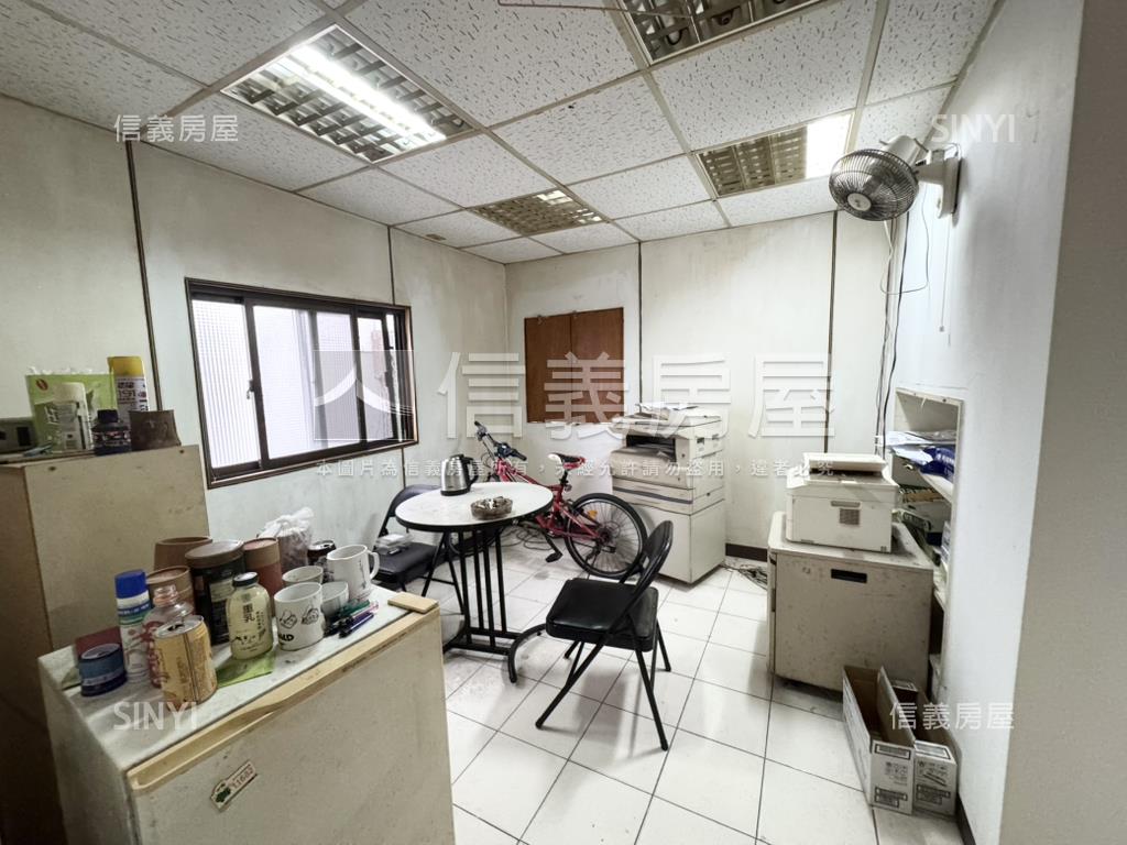 住辦商黃金三樓房屋室內格局與周邊環境