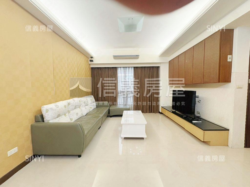 高樓景觀高峰會三房車位房屋室內格局與周邊環境