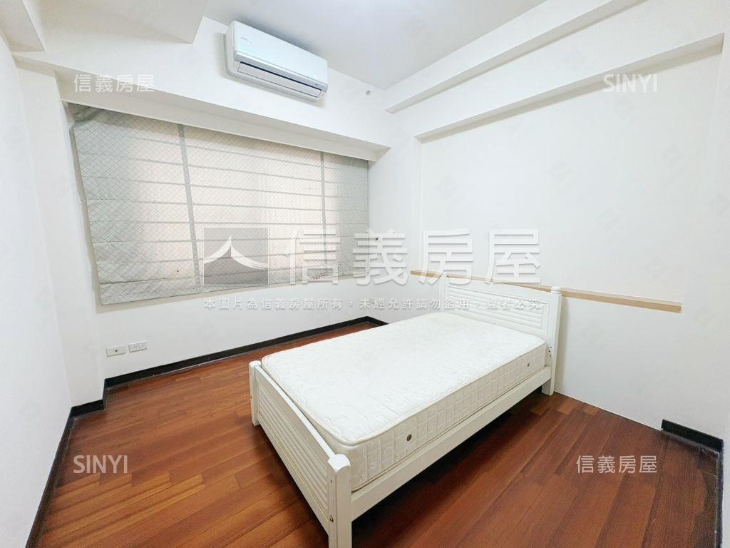 高樓景觀高峰會三房車位房屋室內格局與周邊環境