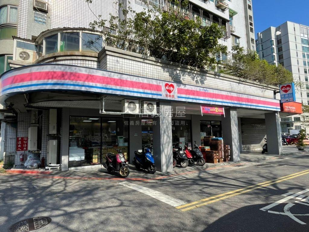 近美麗華面寬八米角間店面房屋室內格局與周邊環境