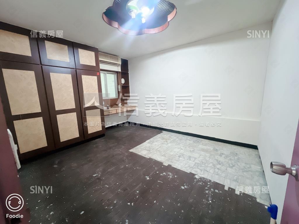 近板橋站三樓公寓房屋室內格局與周邊環境