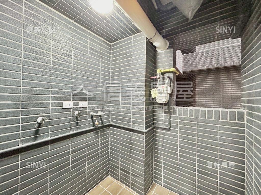 合新詠遇三房美裝潢房屋室內格局與周邊環境