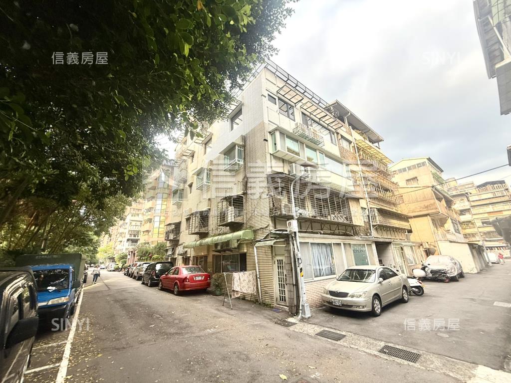 方正邊間精緻四房雅寓房屋室內格局與周邊環境