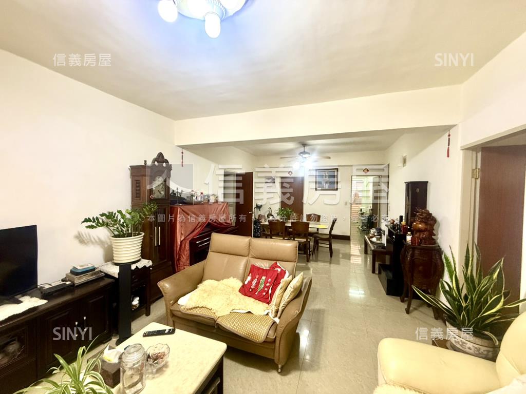 方正邊間精緻四房雅寓房屋室內格局與周邊環境