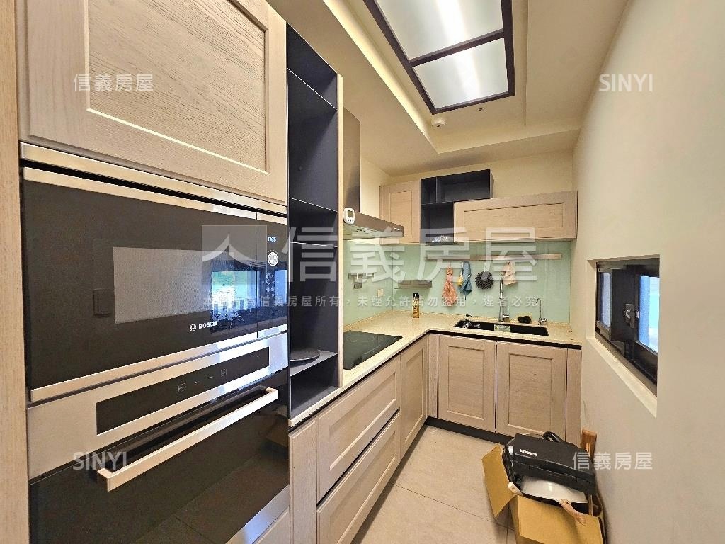 京懋一號兩房車位房屋室內格局與周邊環境