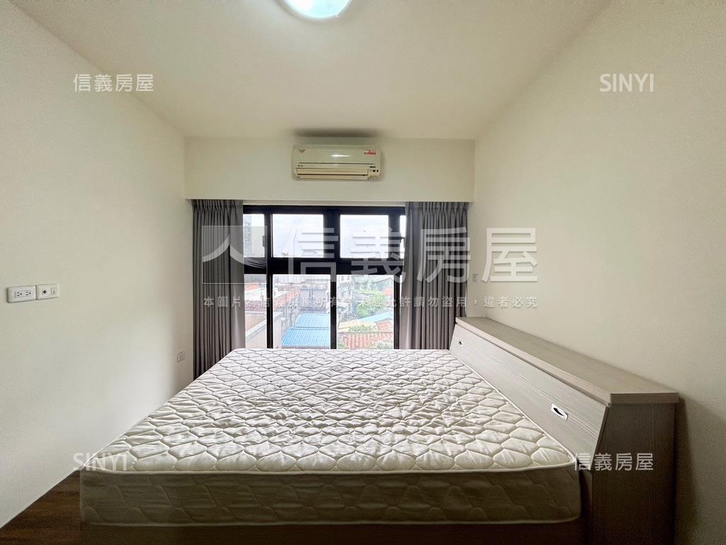 公園對面的瑪奇朵附車位房屋室內格局與周邊環境