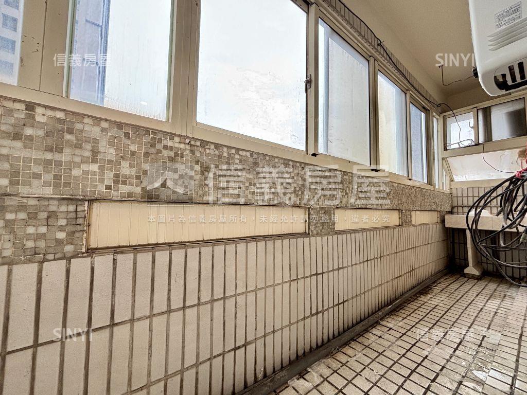 西區精裝大一房一廳房屋室內格局與周邊環境