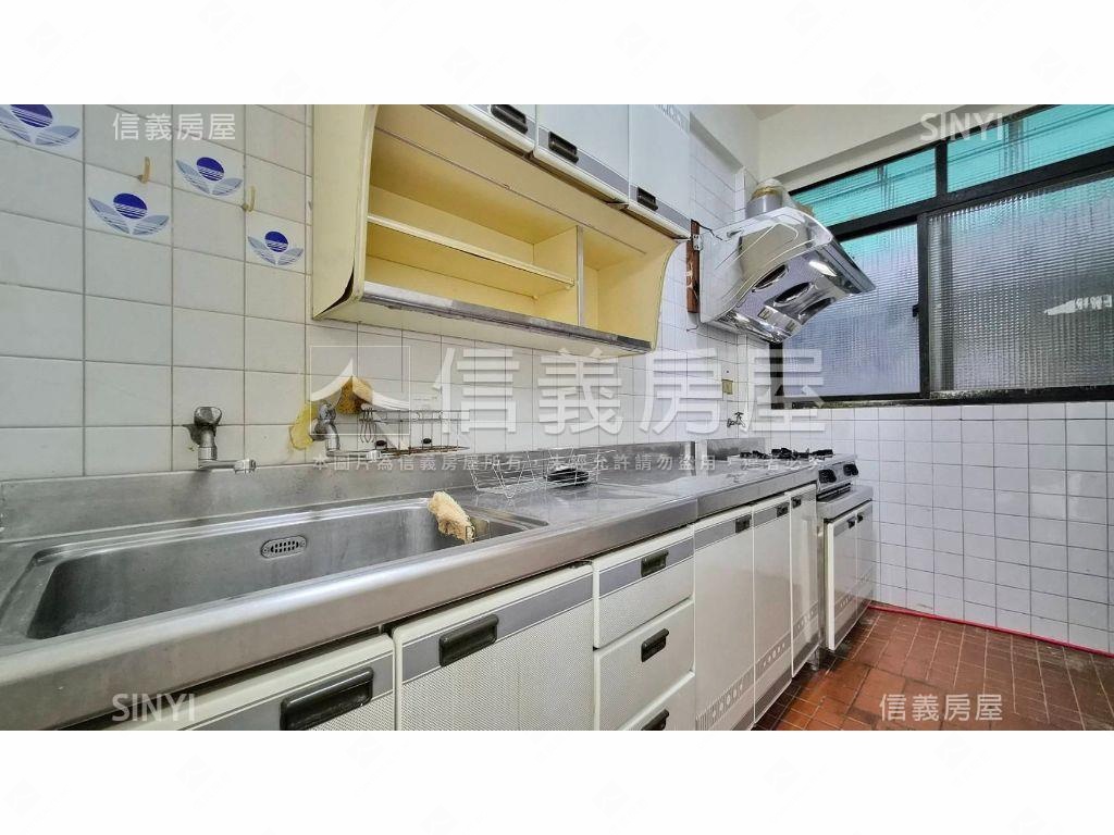 太平低總價三樓公寓房屋室內格局與周邊環境