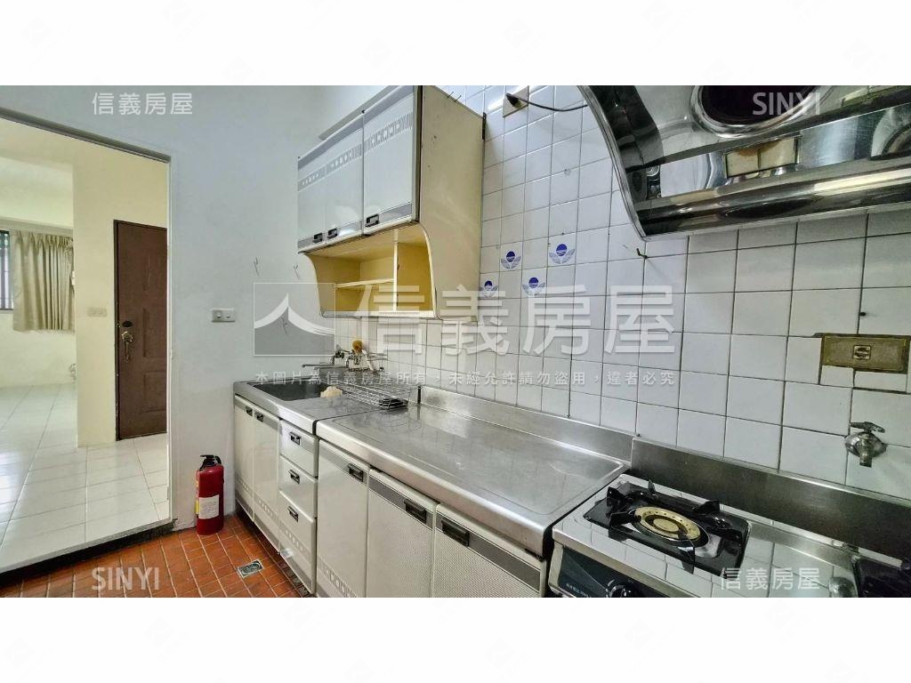 太平低總價三樓公寓房屋室內格局與周邊環境