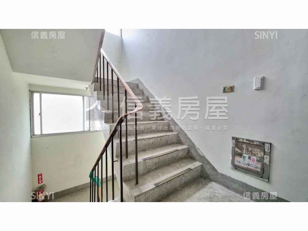 太平低總價三樓公寓房屋室內格局與周邊環境