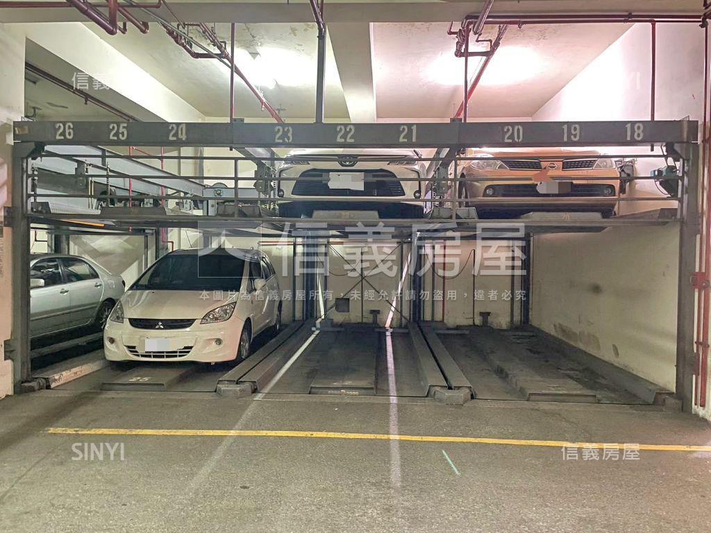 捷運陽光花園二房車位房屋室內格局與周邊環境