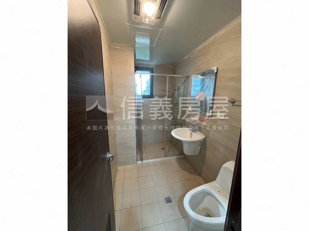 智匯學高樓一房車位房屋室內格局與周邊環境