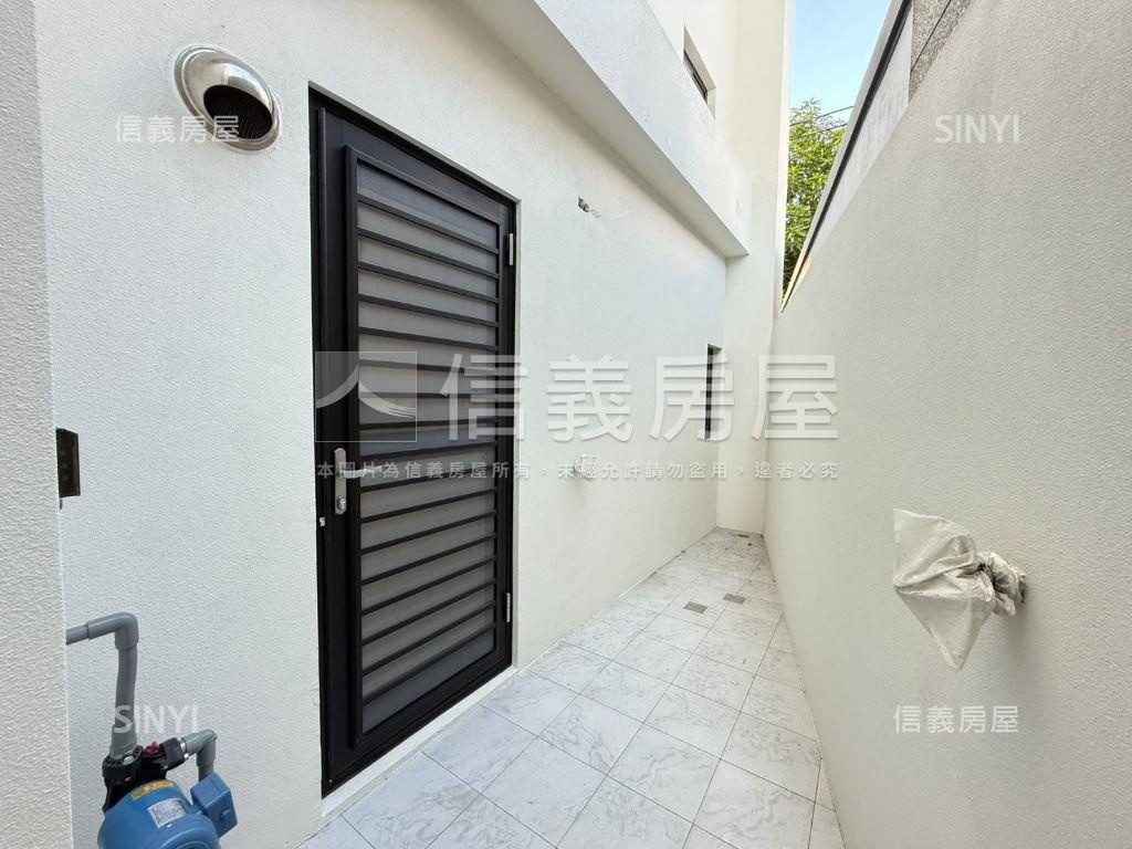 西港檨子林新屋齡｜邊間戶房屋室內格局與周邊環境