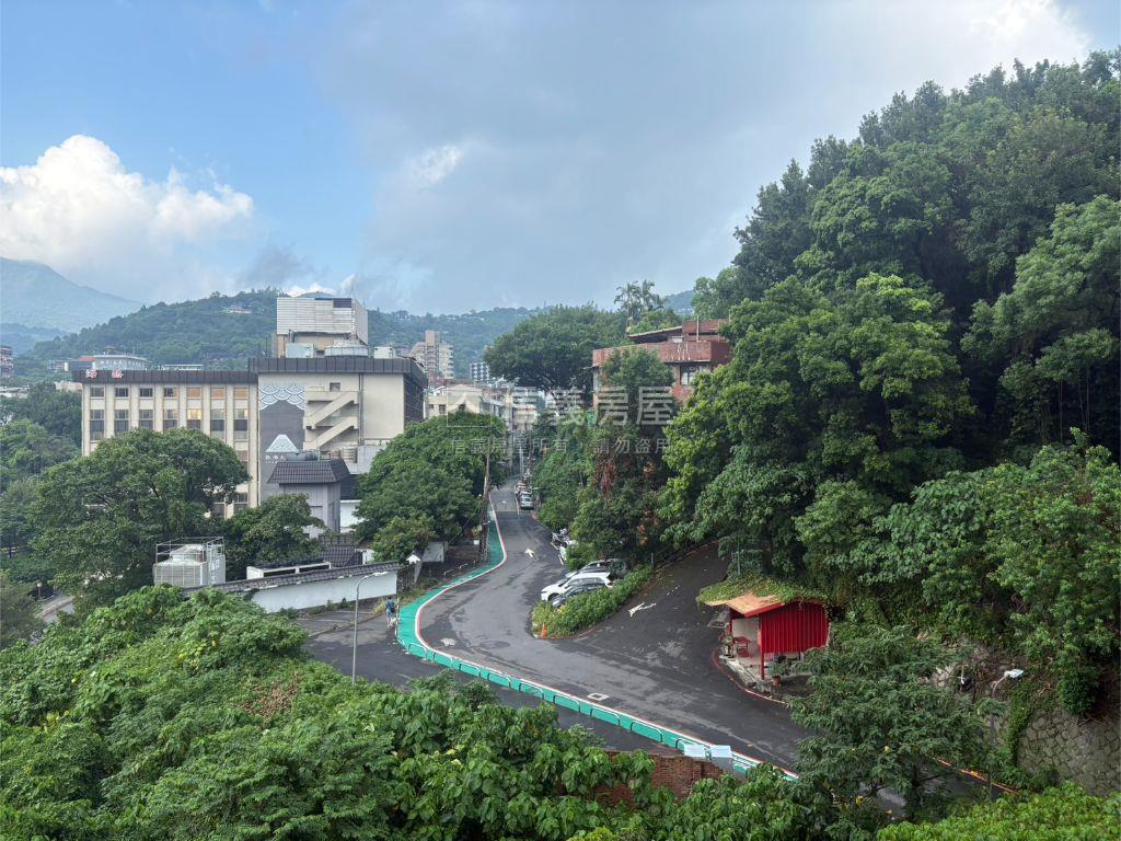 日系極品湯泉雅居房屋室內格局與周邊環境