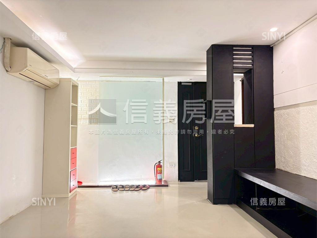 面１０１電梯管理兩房兩衛房屋室內格局與周邊環境