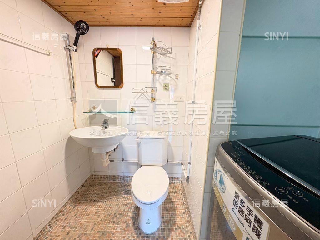 面１０１電梯管理兩房兩衛房屋室內格局與周邊環境