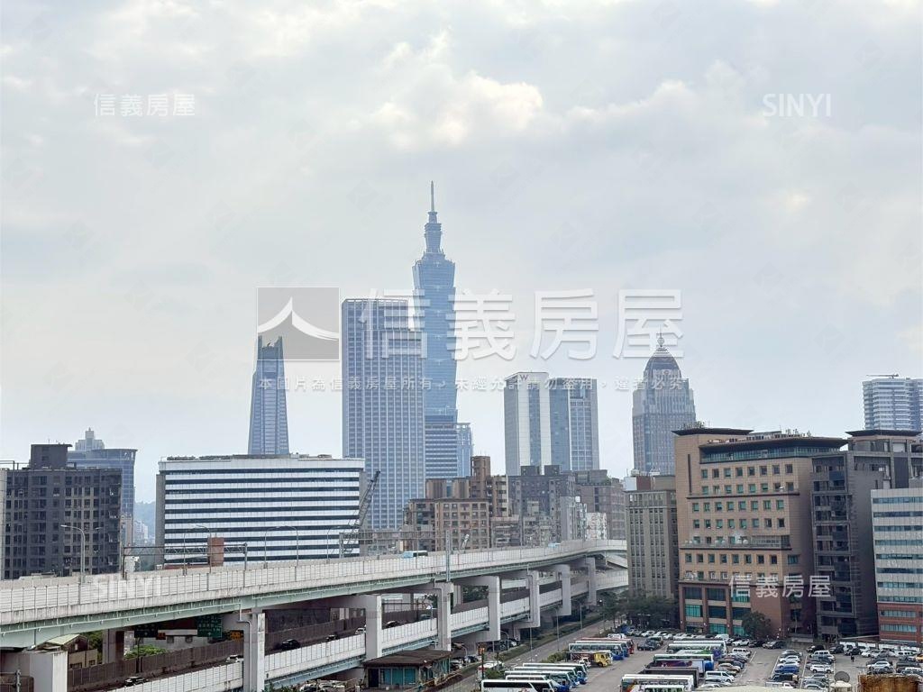 面１０１電梯管理兩房兩衛房屋室內格局與周邊環境