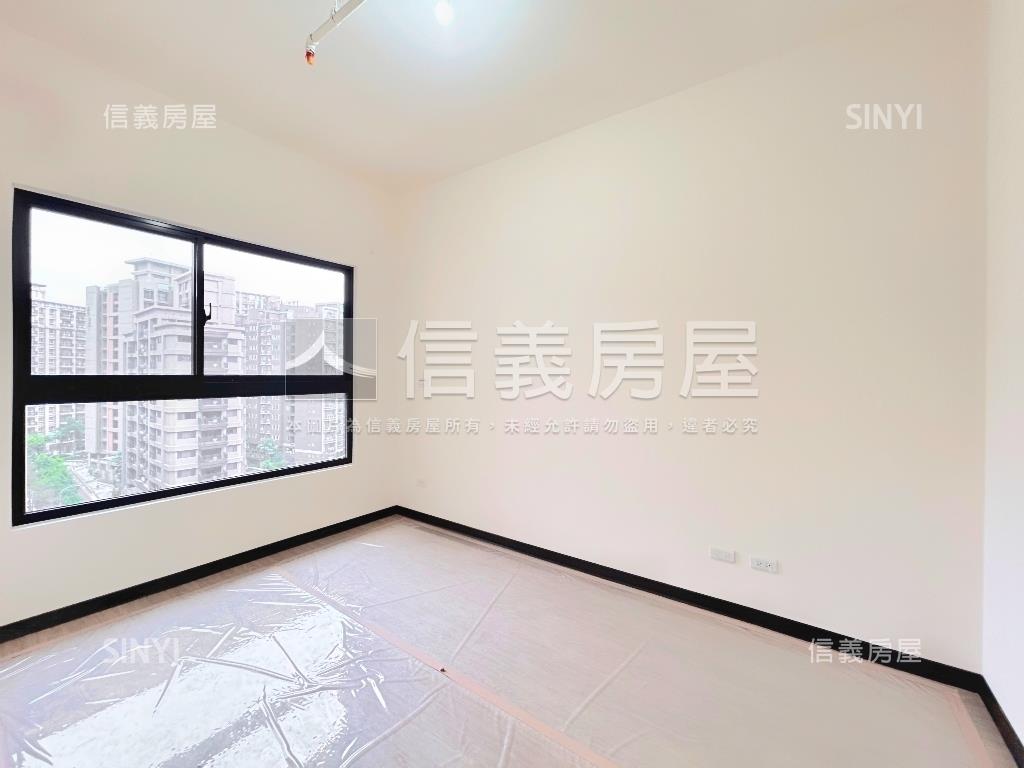 忠孝苑夕陽景觀正２房２衛房屋室內格局與周邊環境